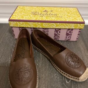 Brighton brown espadrilles.
